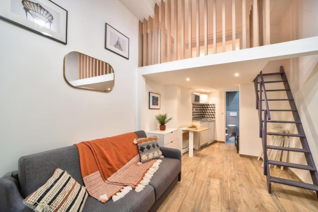 Bel Appartement Au Coeur De Montmartre 巴黎 外观 照片