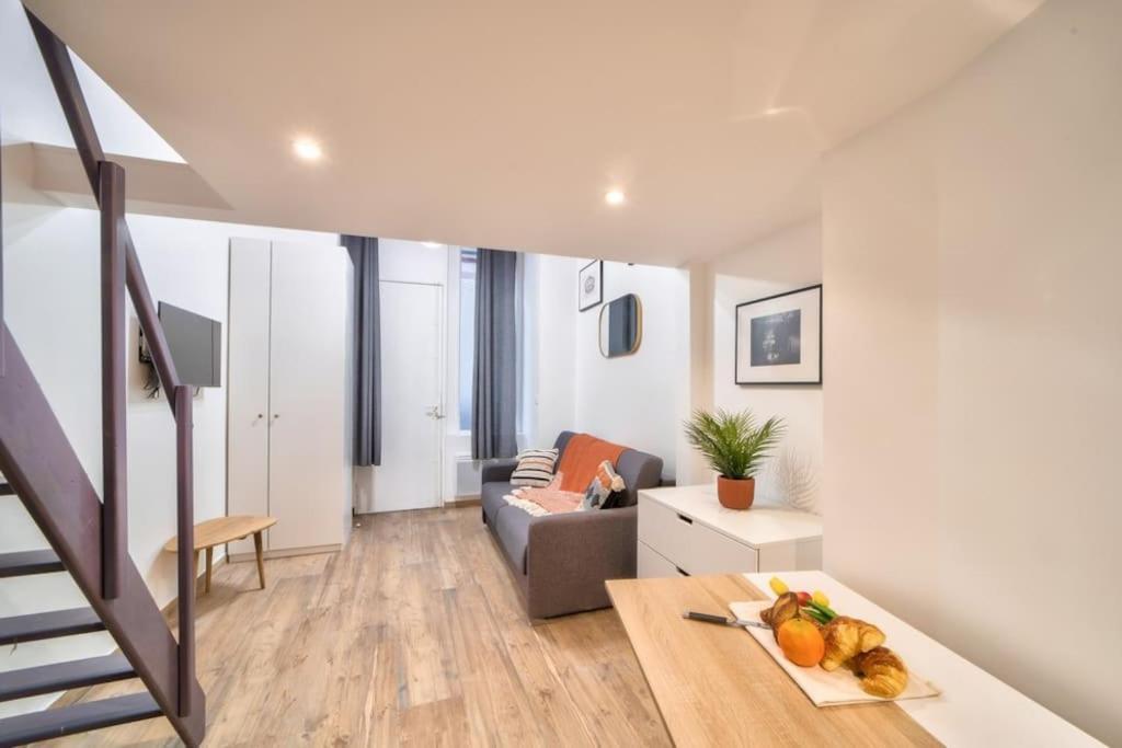Bel Appartement Au Coeur De Montmartre 巴黎 外观 照片